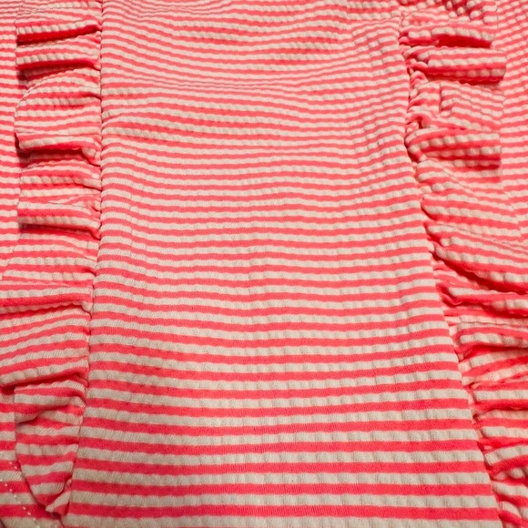Lizens Girls Pink Ruffled One Piece Swimsuit with Stripes Size 6-7 - Picture 8 of 8